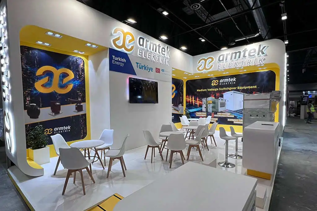 Seated meeting area on the ARMTEK ELEKTRIK stand at GENERA, IFEMA Madrid