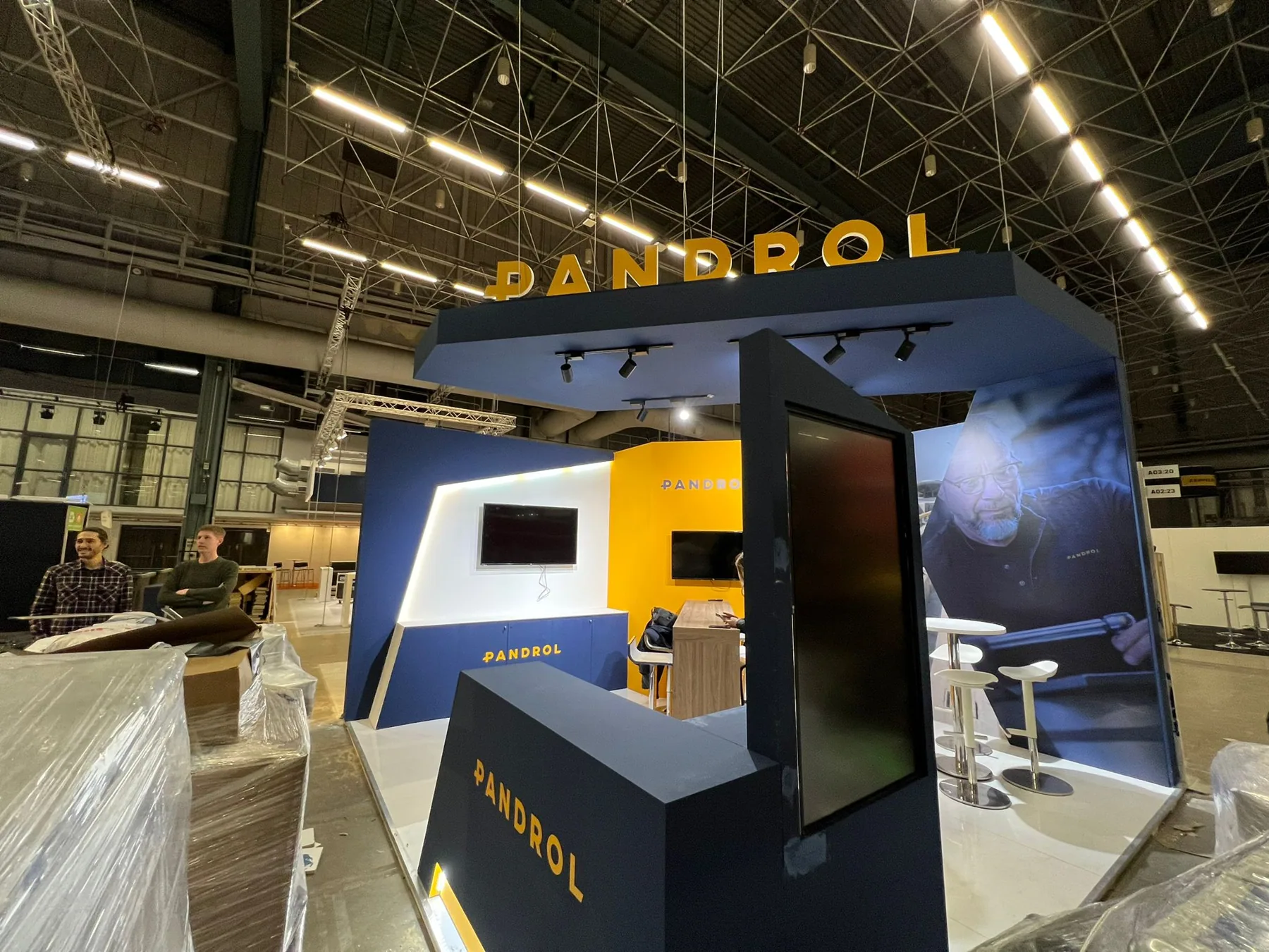 Exhibition stand build-up at SIFER, Lille - Echo Expo installation team