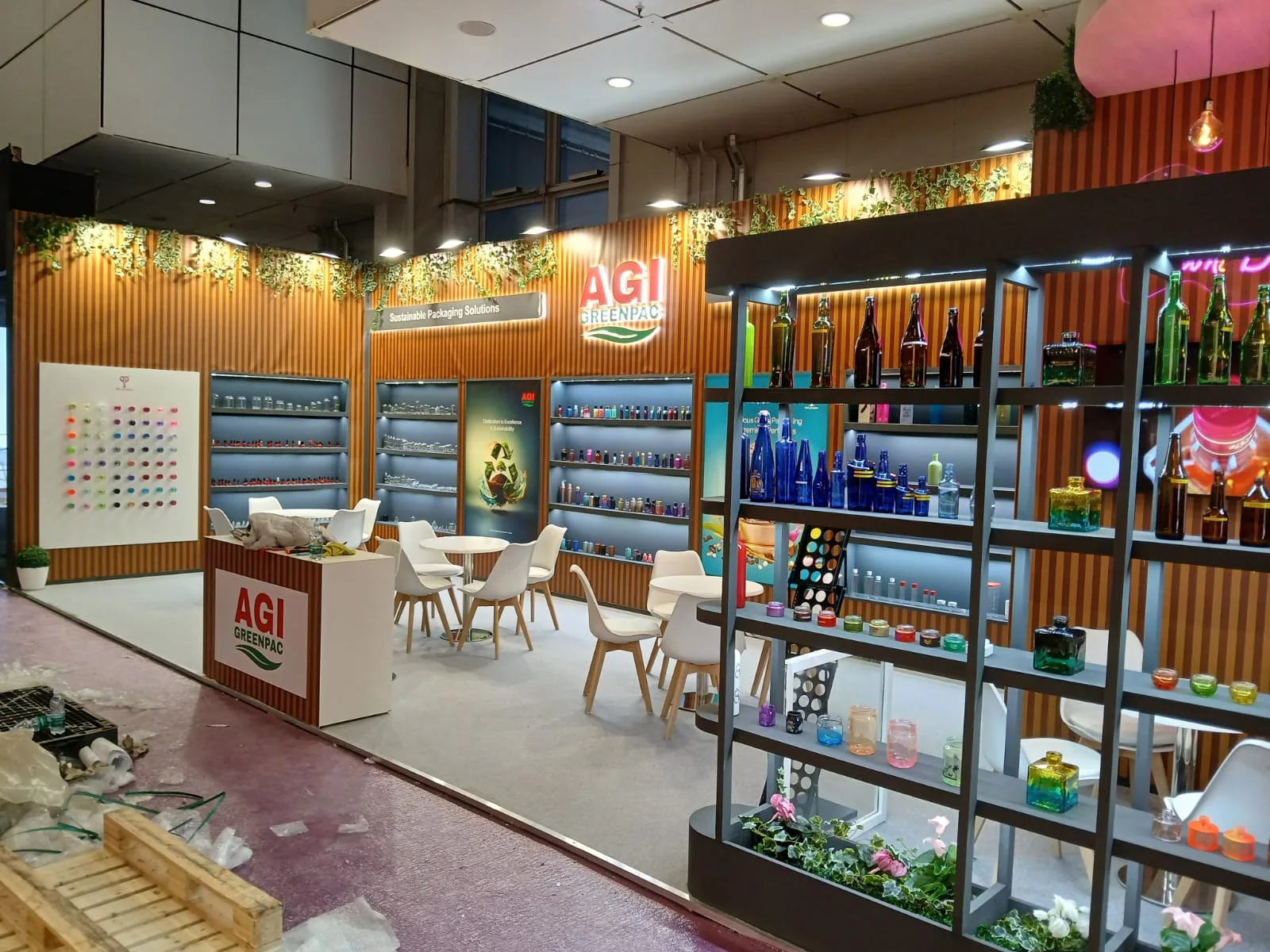 AGI Greenpac exhibition stand at Cosmoprof Worldwide Bologna, Bologna Fiere — designed and built by Echo Expo