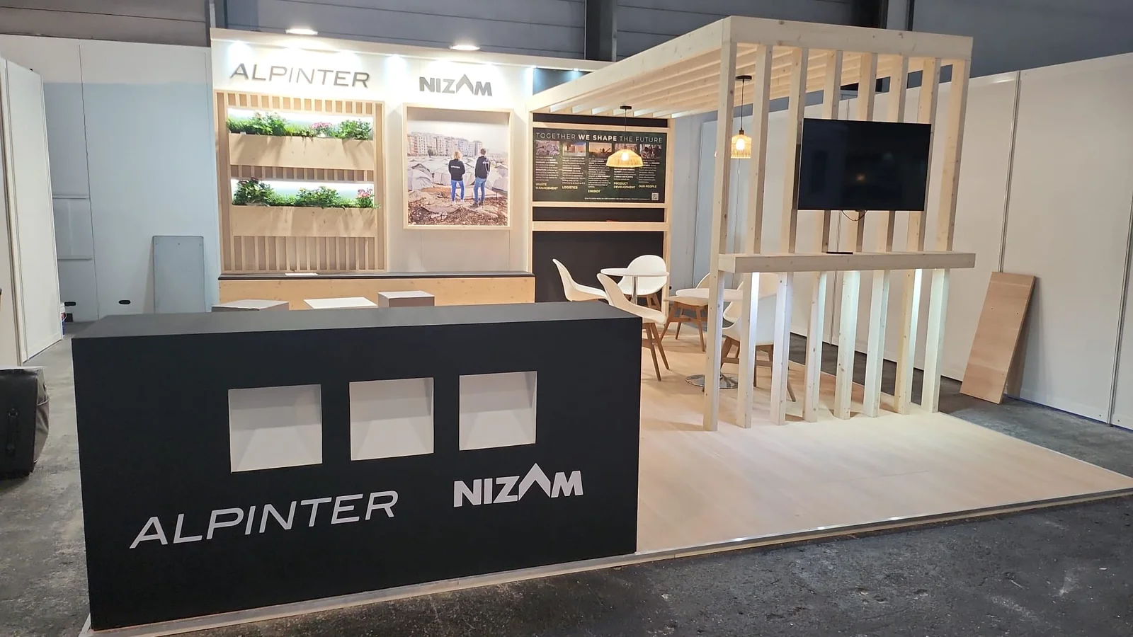 Alpinter 30 sqm exhibition stand at AIDEX, Palexpo Geneva — designed and built by Echo Expo (view 2)