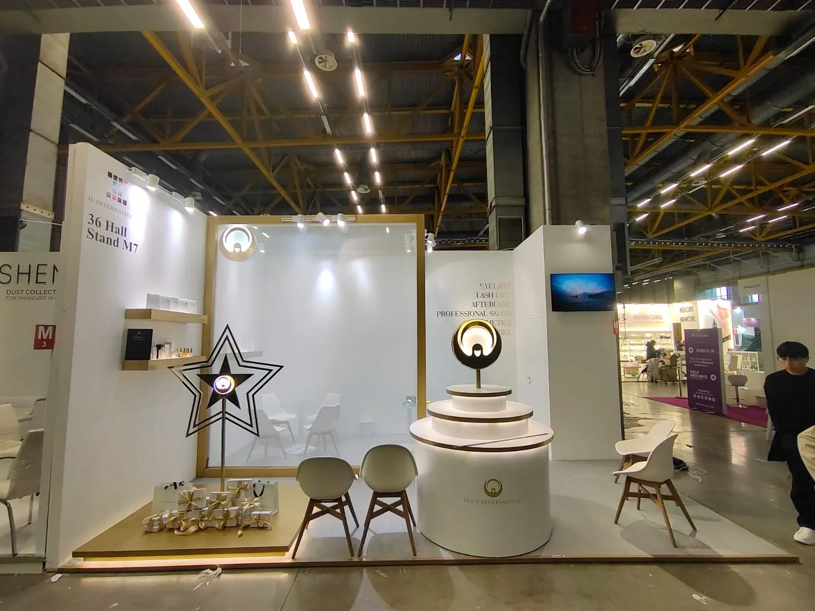 Exhibition stand at Cosmoprof Worldwide Bologna, Bologna Fiere — designed and built by Echo Expo