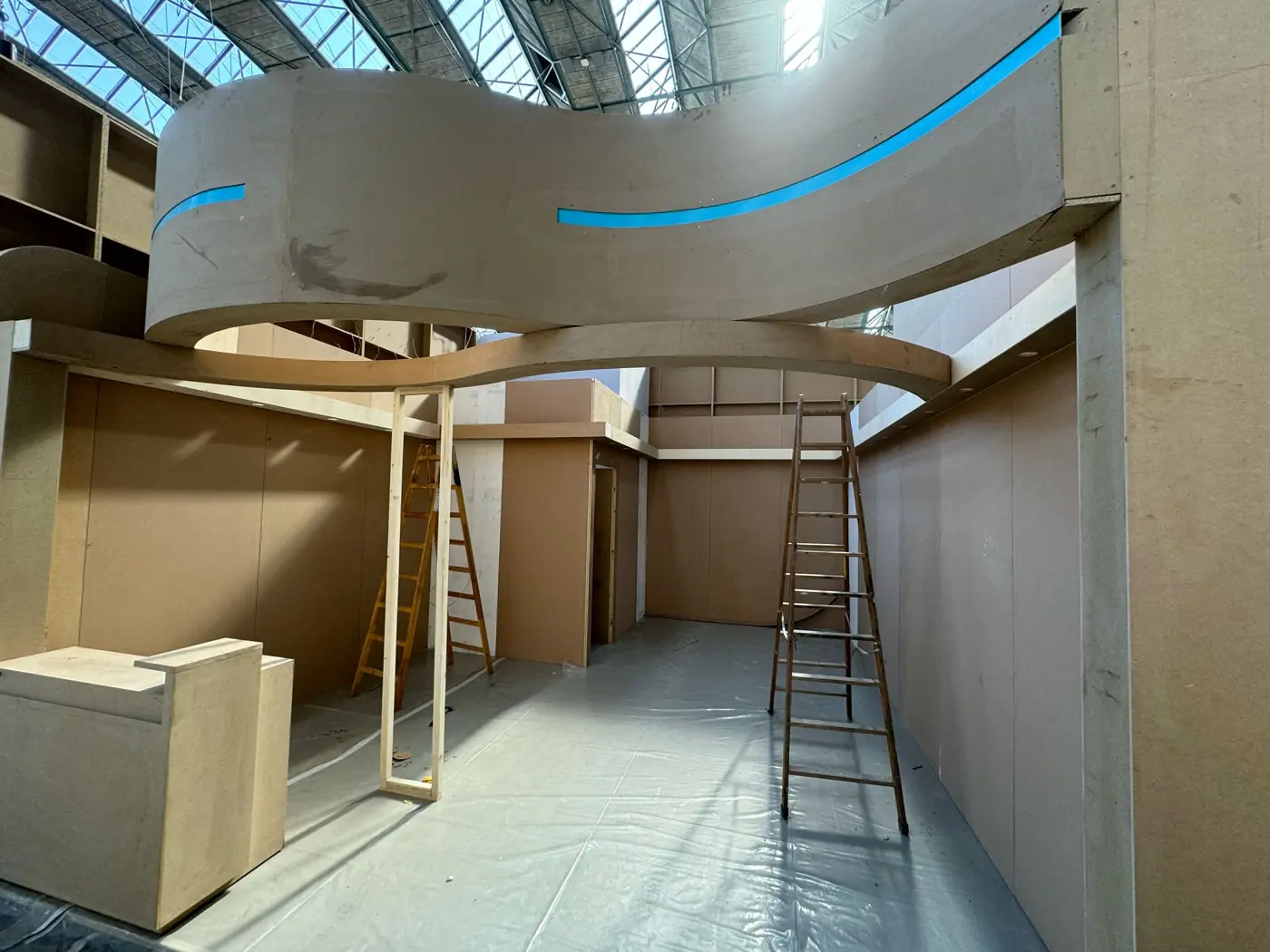 Exhibition stand shell under construction — Echo Expo production and fabrication