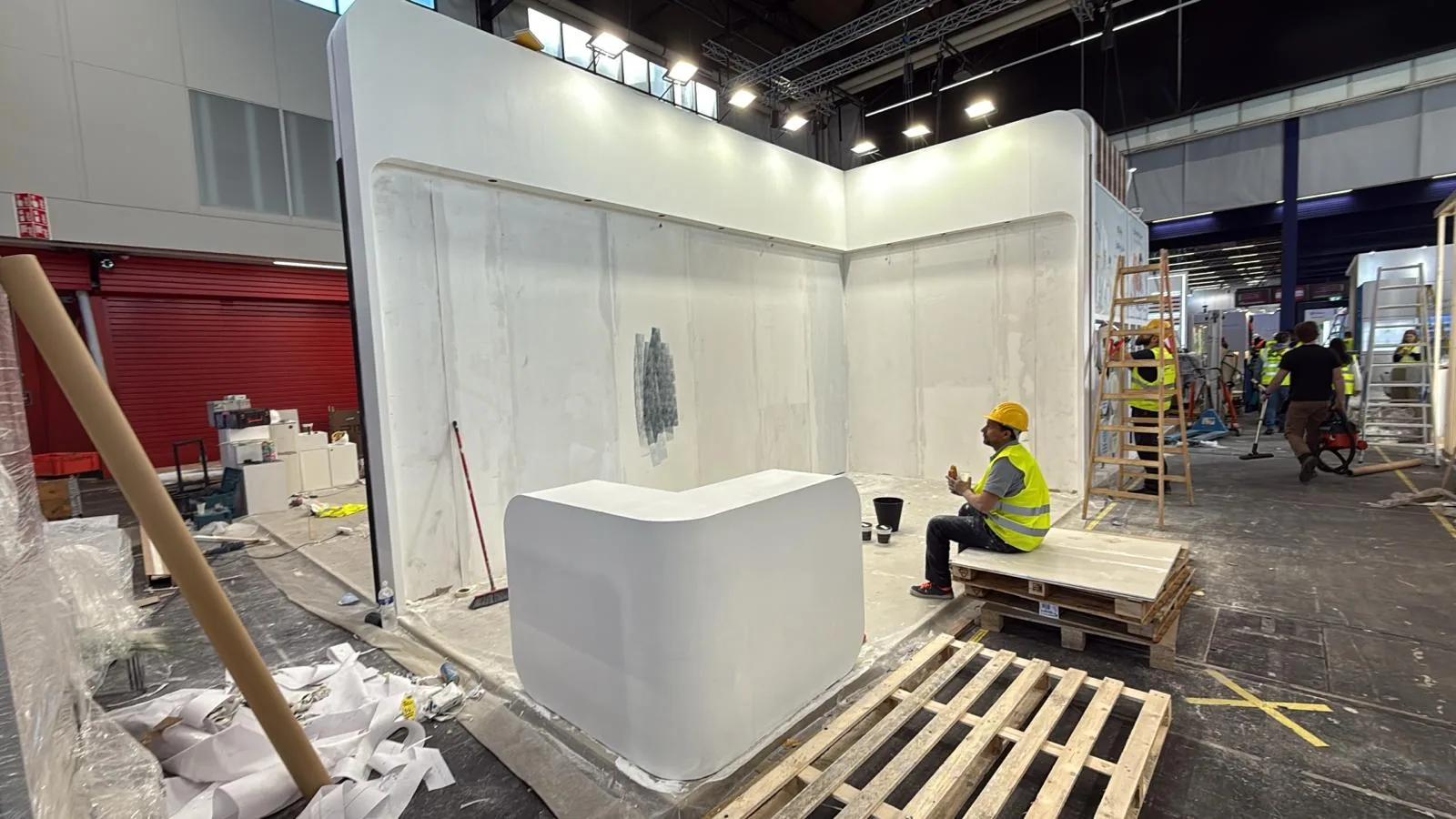 Exhibition stand shell under construction — Echo Expo production and fabrication