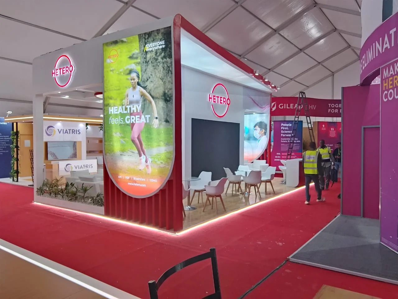 Hetero Labs 45 sqm exhibition stand at the IAS Conference, Kigali — designed and built by Echo Expo (view 4)