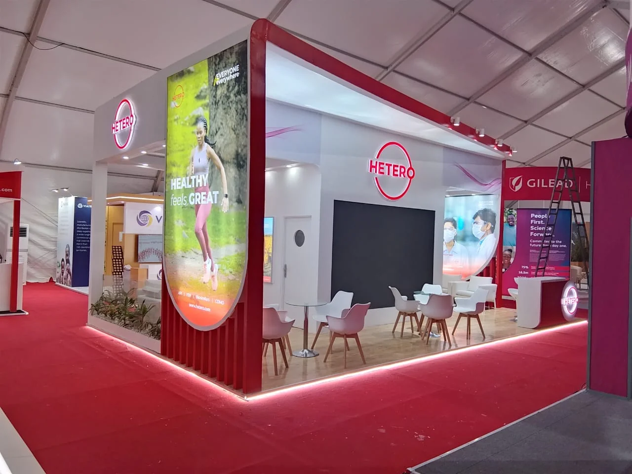 Hetero Labs 45 sqm exhibition stand at the IAS Conference, Kigali — designed and built by Echo Expo (view 5)